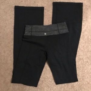 Lululemon yoga pants